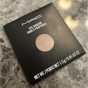Mac NIB Eyeshadow Pan- Color: Espresso
